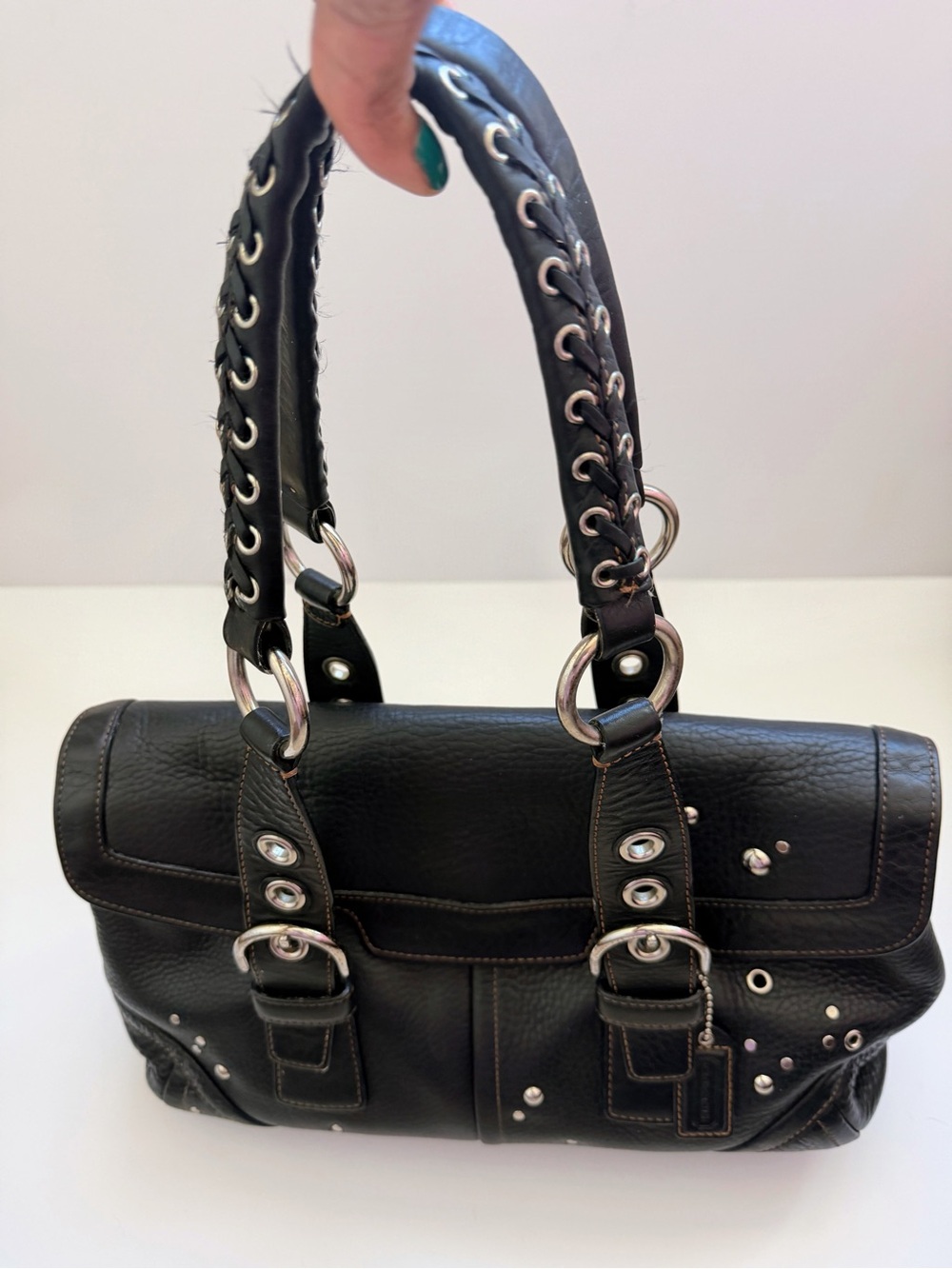 Vintage Coach Madison - Picture 3 of 7